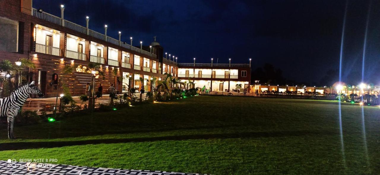 The Bodhi Palace Resort ภายนอก รูปภาพ